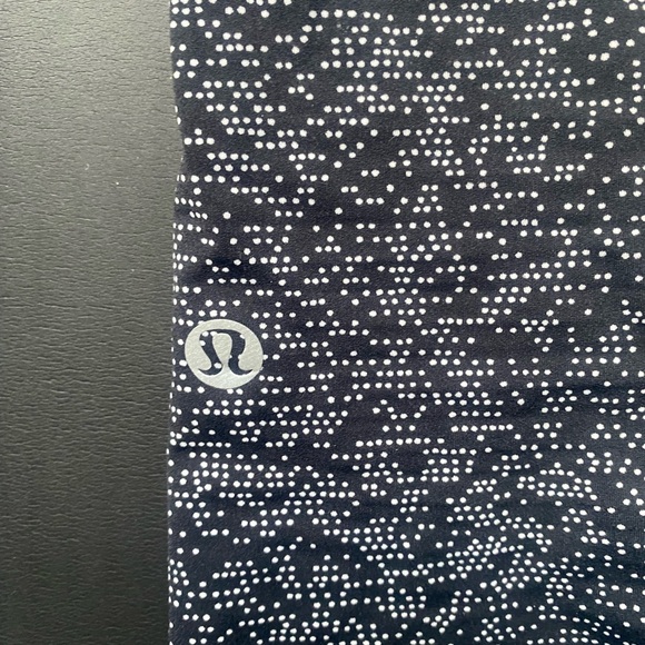 Lululemon Fast and Free Tight Cropped Leggings - Size: 6 - Picture 2 of 4